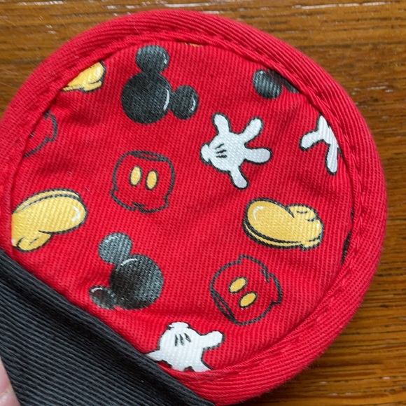 INFANT MICKEY MOUSE DISNEY HAT - Picture 6 of 7